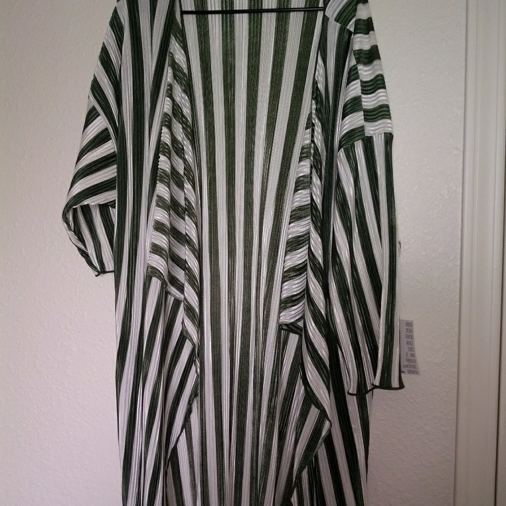 Lularoe never worn shirley
